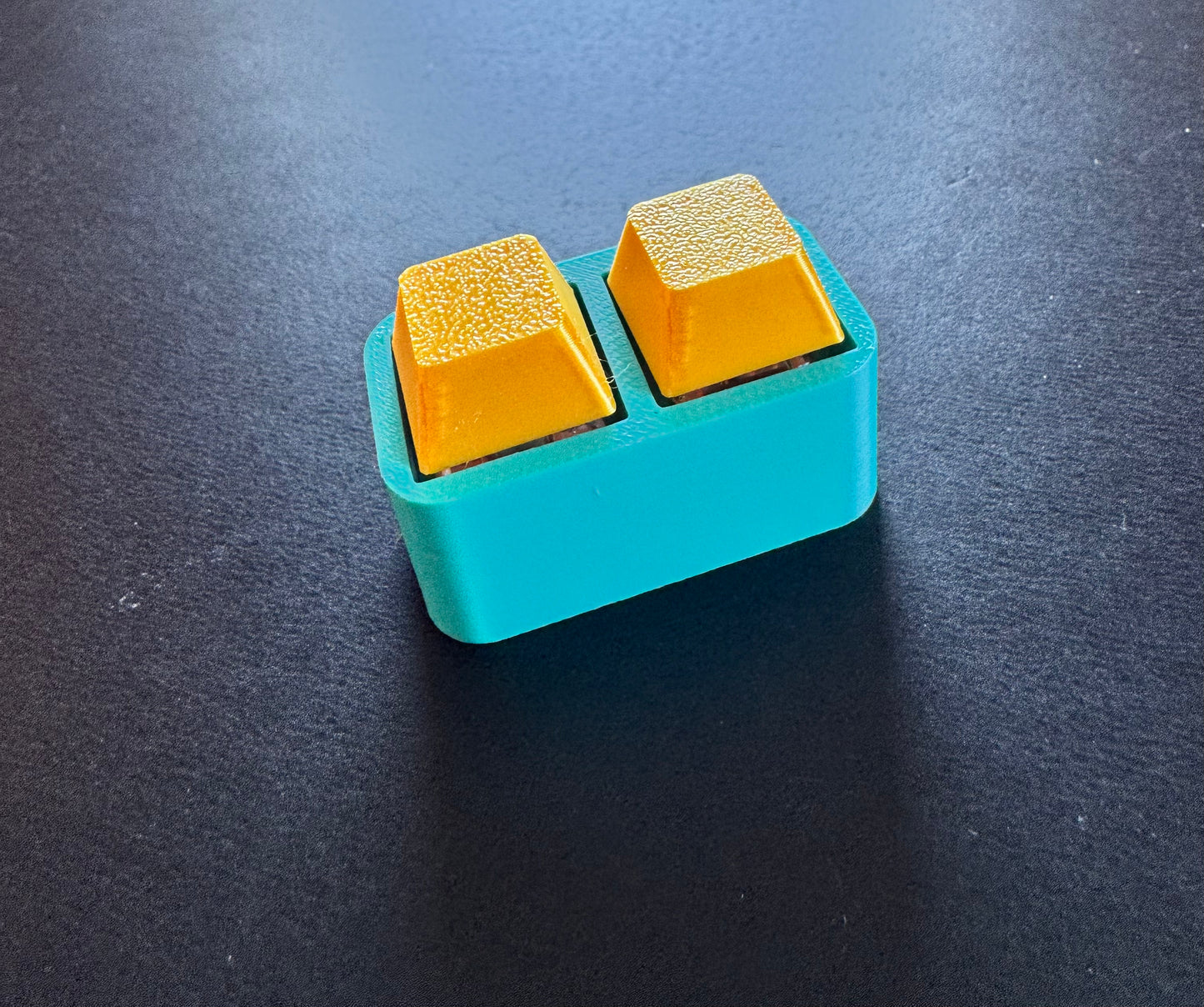 2 knappede fidget